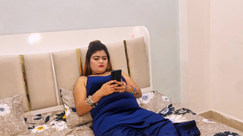 Mastimaal123: Wife Called Her Boyfriend and Gave Him Bangles