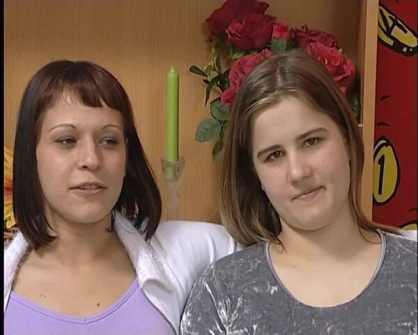 YOUR FIRST PORN: Kim &amp; sandra - Geile titten und das erste Mal vor der...