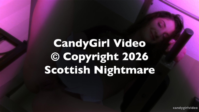 CandyGirl Video: Arielle Lane - entrenamiento de falda ii