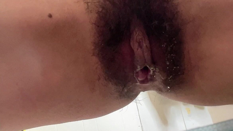 sweethanajapanese: Teen Hana Japan Chlupatá kundička šuká hračku pak její chcaní