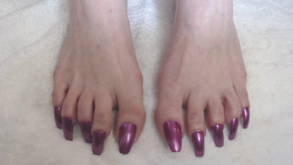 Abby Anna: Super long metallic pink toenails