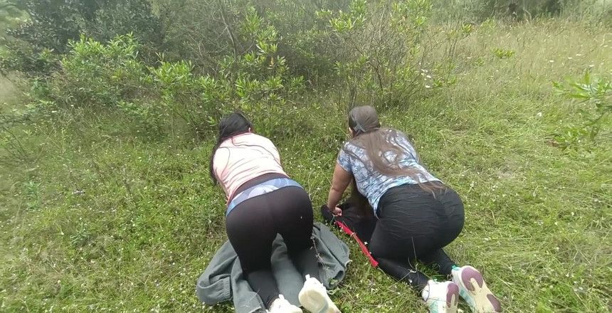 Valery Saenz xxx: Výměna nevlastních matek! Děvky macechy slaví Den matek v lese...