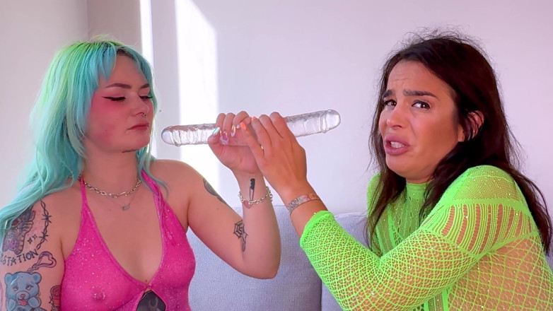 Latina Fetish: Legat pentru slujbă: Concurs de robie lesbiană (4k+ Bts)