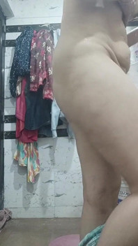 Priya bhabi show sơn gợi cảm