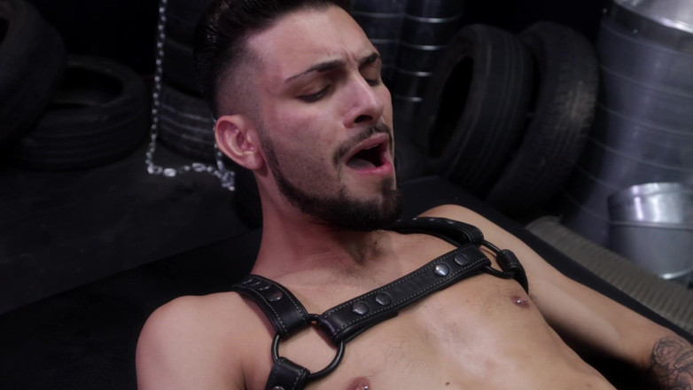 Bondage Bros: Liam Sounded