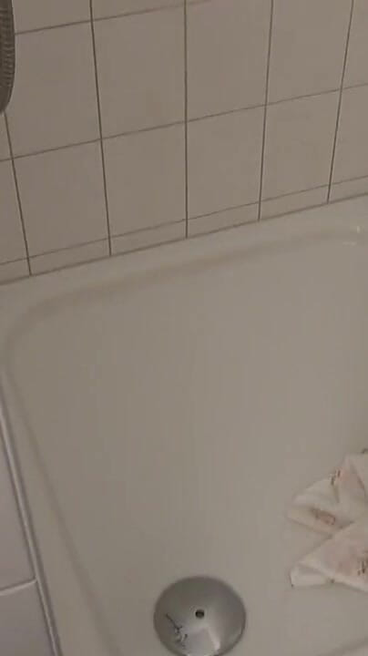 TinyEmily: Pomozte mi, potřebuji silného řemeslníka!