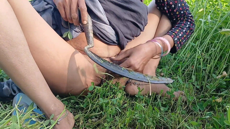 seema: Outdoor jebanie wiejska dziewczyna Bhabhi