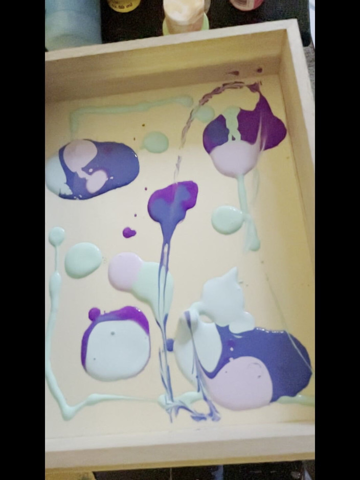 Suzy Wylde: スージー・ワイルドはアートや使えるアイテムを制作するクリエイターです