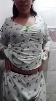 Hard Masturbation Amira Model Arab