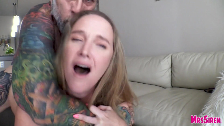 Siren XXX Studios: Tattooed stud fucks chubby wife