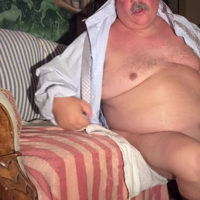 Hand-Free-Daddy-Chub: Fat Chub Bear Biggest Tummy Cutest Face Old Man