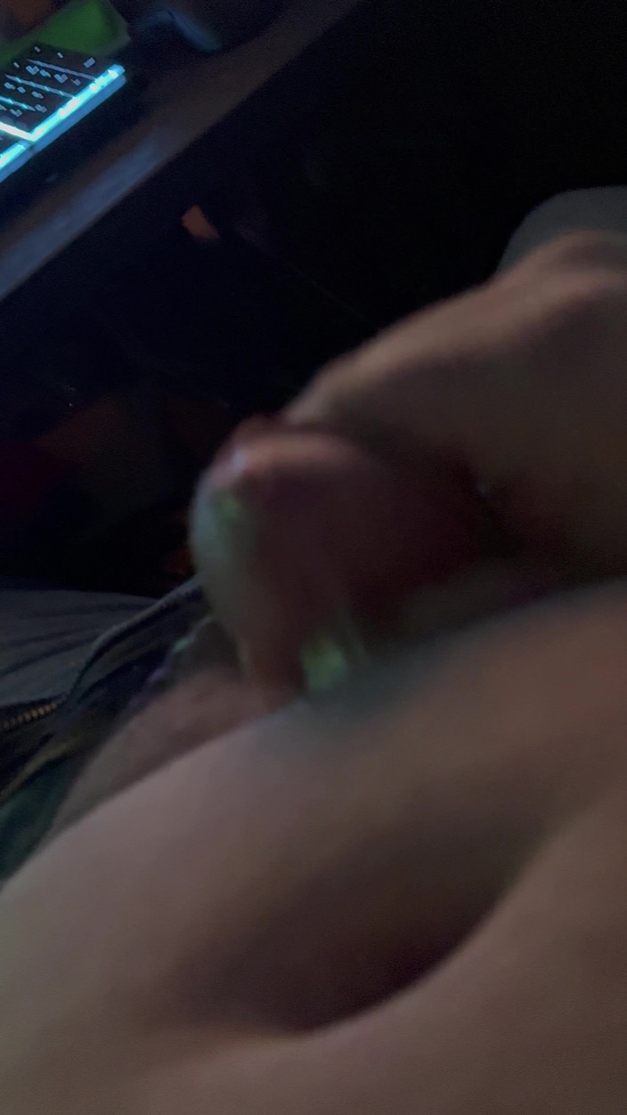 Respawn Daddy: 자위하고 노는 핫한 십대