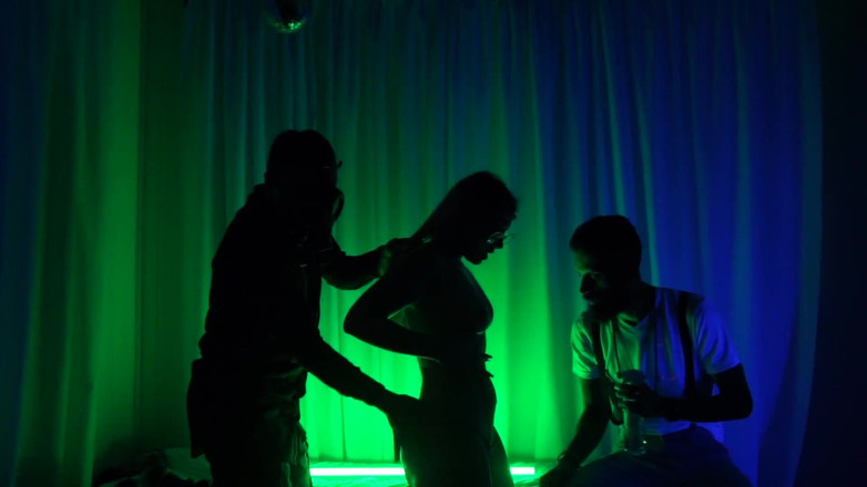 Cipriani: Seni dan porno I. Sussy Love dan malam seksnya yang...