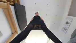 Ellena UK - Face Sitting