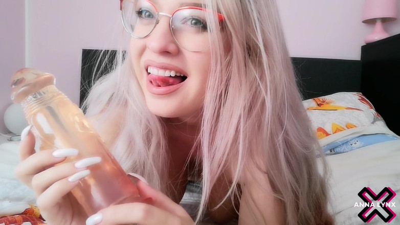 Anna Lynx: Žhavá zábava s velkým robertkem