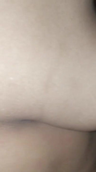 Neibor orta yaşlı seksi kadın - kocası gelmeden önce eve dönmek için giyiniyor
