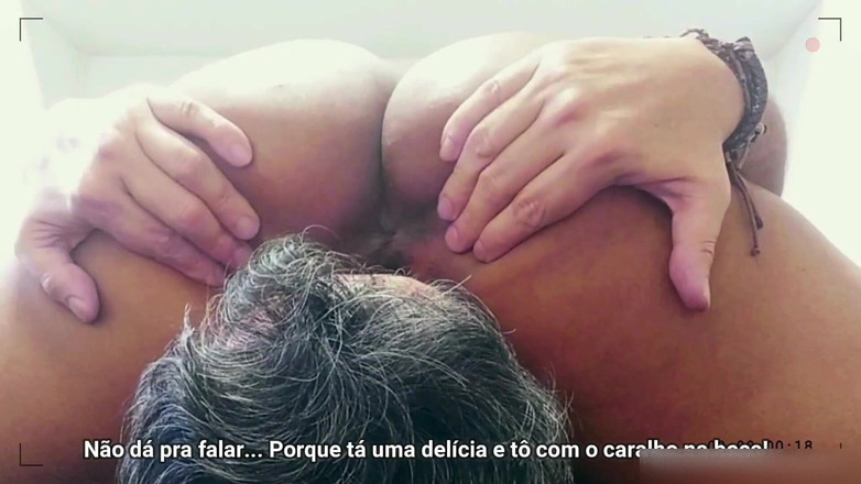 Julia Carioca: Klien senarai main