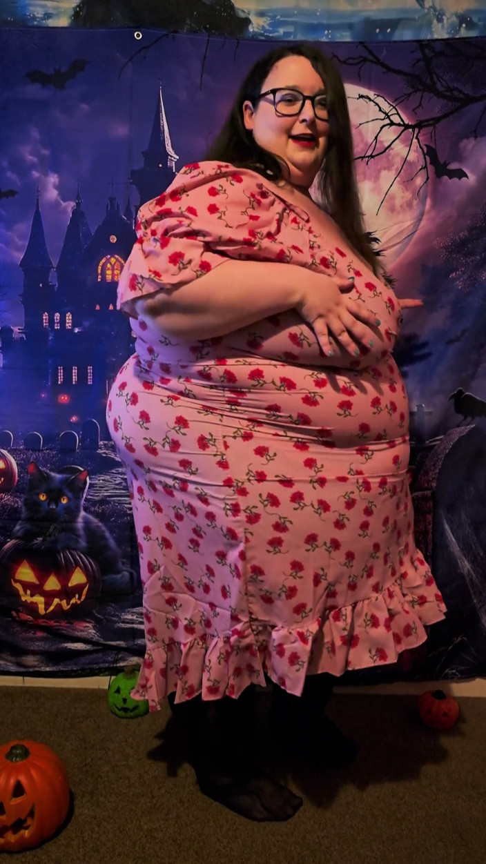 SSBBWLadyBrads: SSBBW Tight and Curvy Dress Haul Oct 2026 Part 1