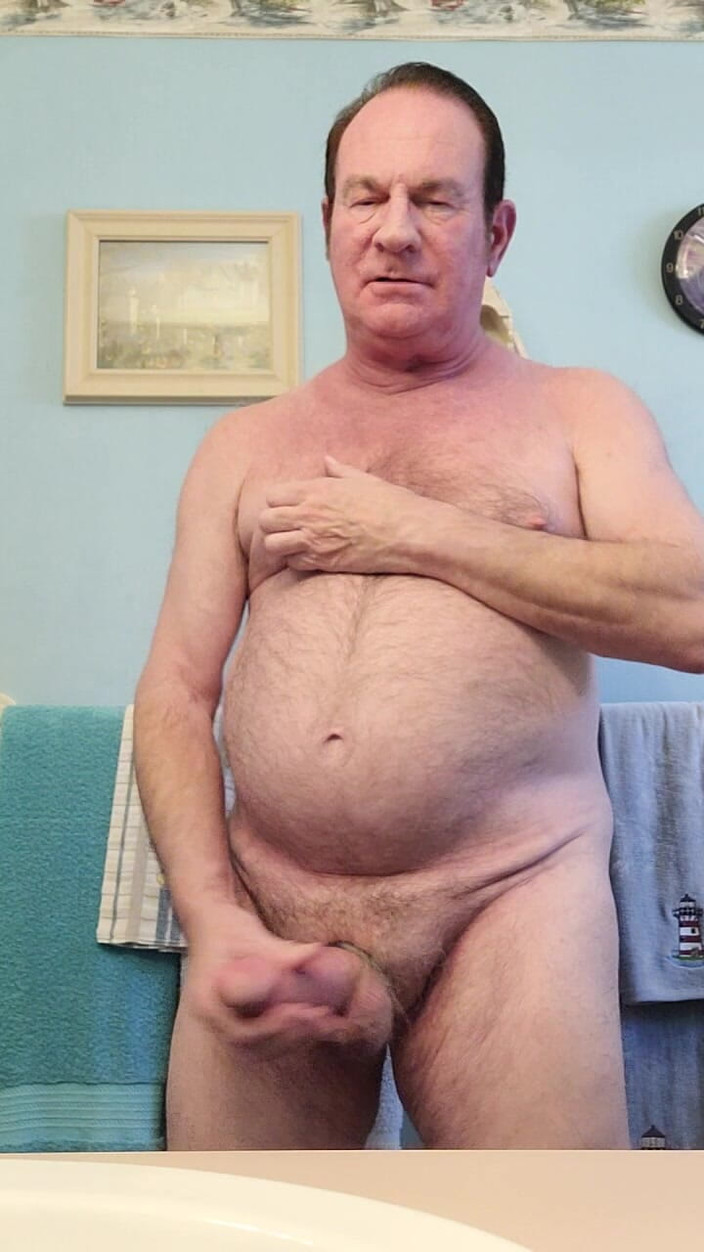 DaddyLNargo: Ляскаючи член