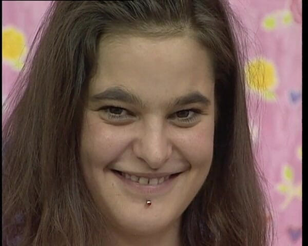 YOUR FIRST PORN: Steffi Wichst Ohne Ah Und Oh.. - Steffi se masturba sin...