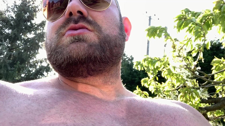 Jack stacked: Kouření mého doutníku venku v letním žáru