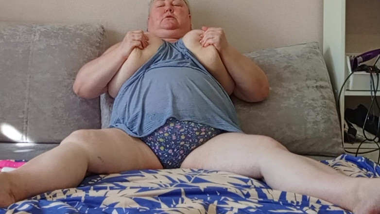 Zona901: 義母の剛毛マンコは大きなチンポを渇望しています