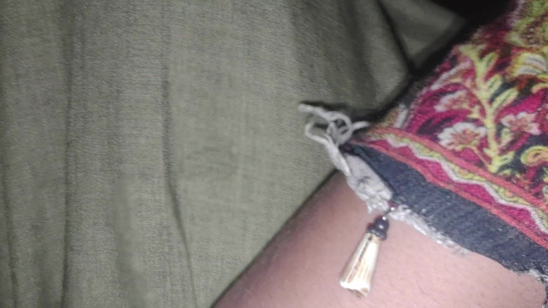 Meera Vishali: Gadis India pertama kali nyepong kontol