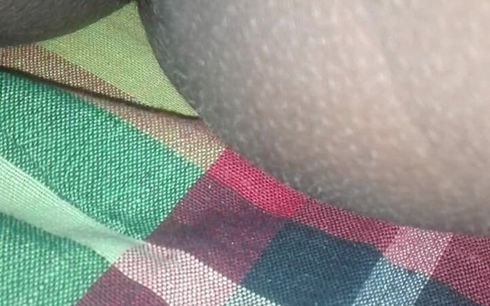 Playboy D: Camisón follando a una chica follando coño preñado