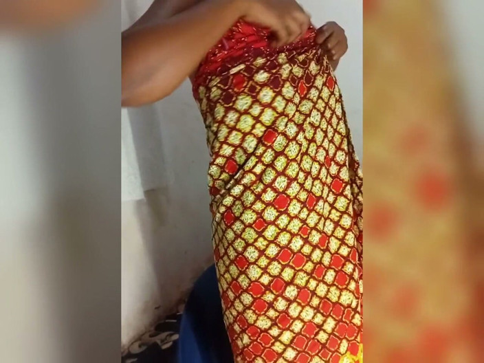 Dericky22: Ella rogó que continuara