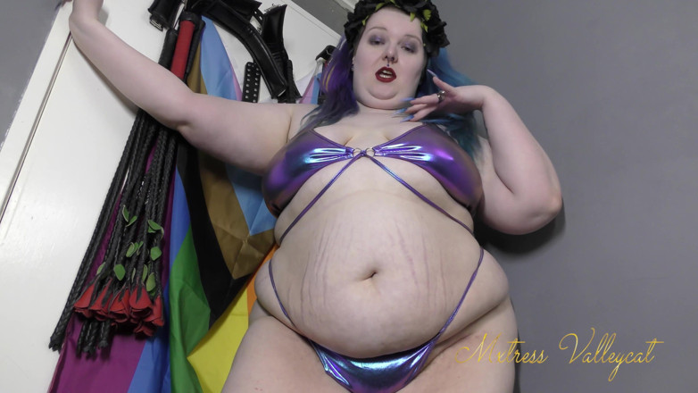 Mxtress Valleycat: Purple pvc bikini show off
