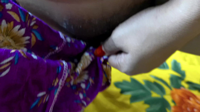 Nadiyabd: Ibu tiri pantat montok Bangladesh dientot gaya doggy nadiyabd