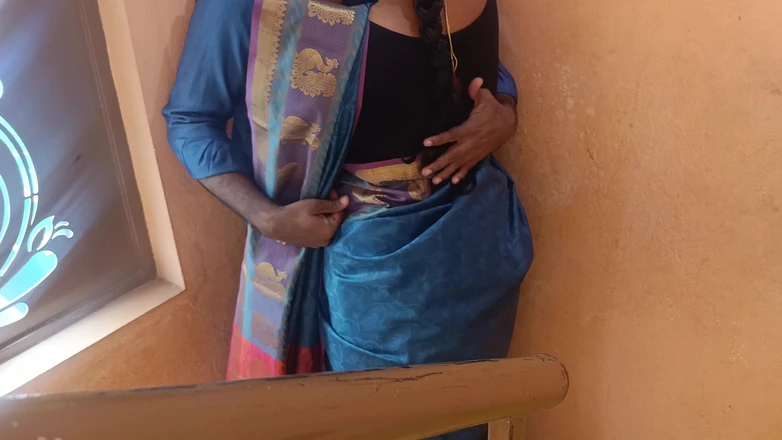 Pushpa studio: Cheating Housewife Romance in Stairs