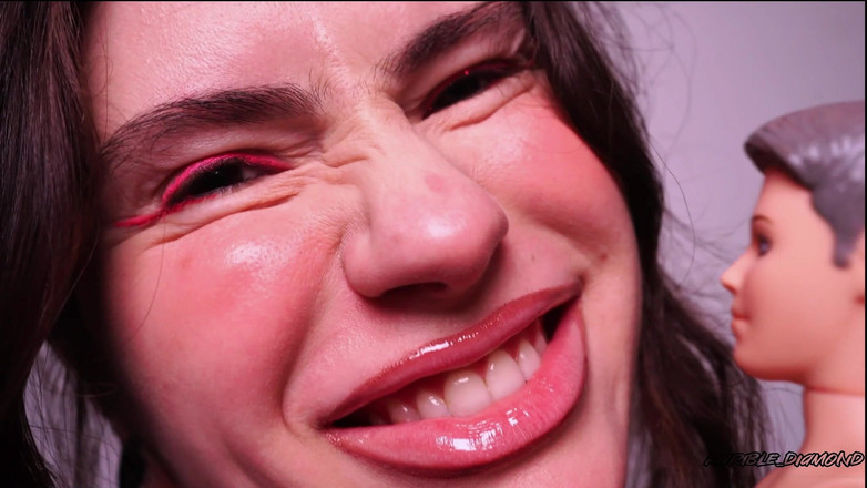Rarible Diamond: Gentle Giantess Sticky Kiss 7