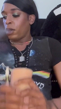 Ebony Tranny Ts Solo Jackoff bbc handjob