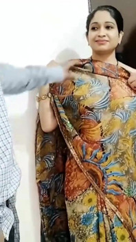 Bhabhi bertetek besar berkongkek dengan tuan rumah untuk hutangnya