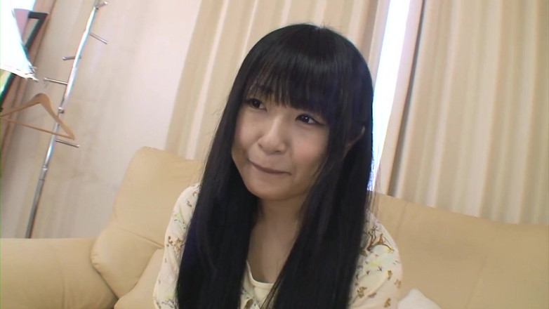 Japan Lust: Teen Kotomi Mizusawa plays with cock for the first time