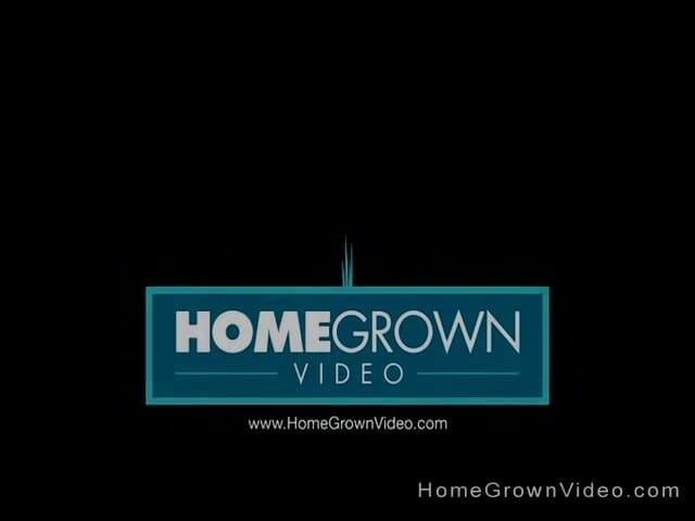 Homegrown Amateurs: Malá prsa blonďatá Samantha saje zlého ptáka