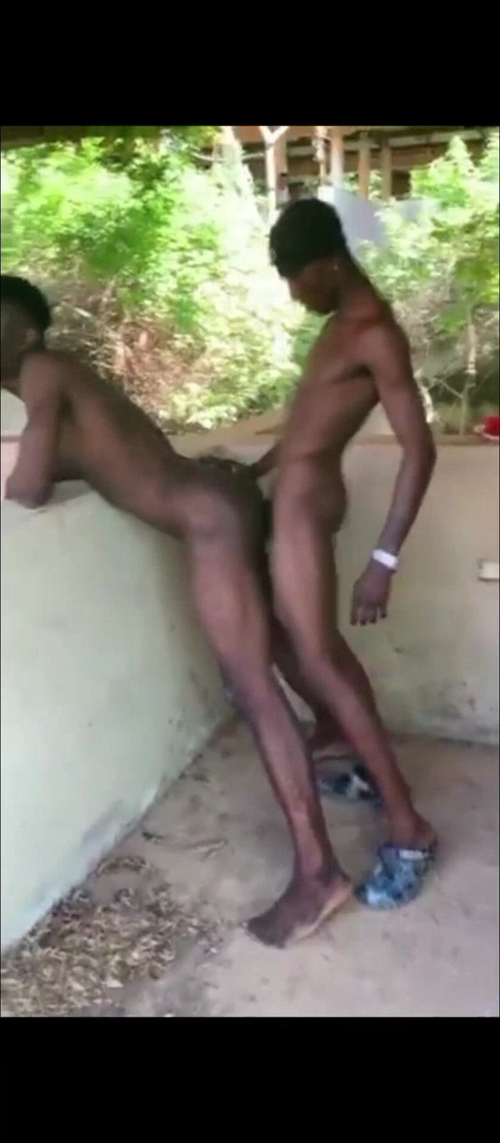 Sweetass132: Three Black Guys Fuck Outdoor in a Farm