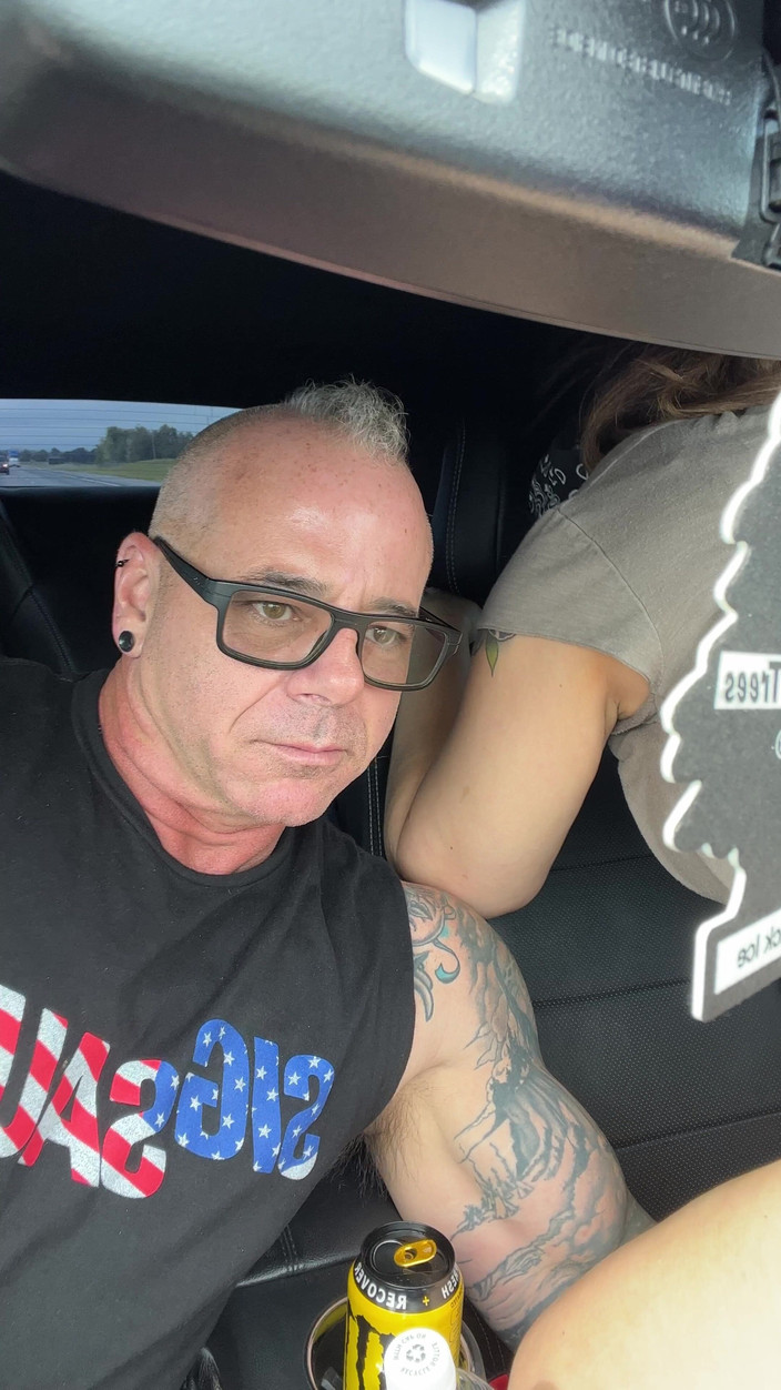 KingDom24: Děvka v autě stříká 1