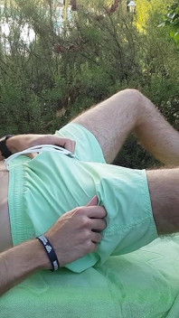 Peace, Quiet and a Huge Cum Fountain for a Horny 18 Years Old Virgin Boy
