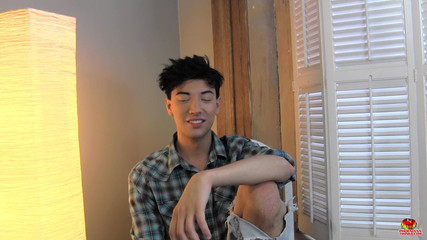 Phoenixxx: सेक्सी Jake अभी शुरू कर रही है