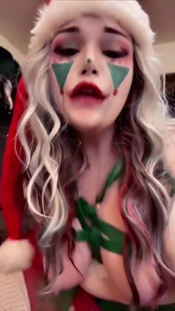 Facials and Breeding for the Christmas Clown