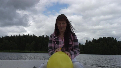 Looners Passion: Blow to Popp Mitten Auf Dem See