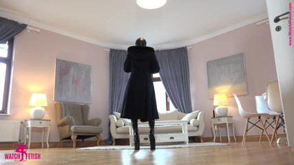 Fem Latex: Masturbation in black