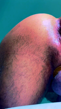 Christian hunter soft dom flippt, fickt sub bottom rober eier tief in seine kehle und seinen arsch, bis er voller sperma ist