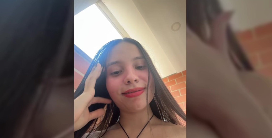Miajacksonn: Eu me masturbo na varanda e estou quase descoberto