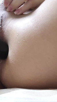 College Student Masturbating in Dorm CD