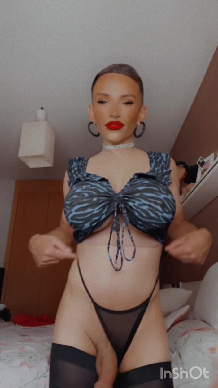 Sissy Slut Brianna: Komm auf mein gesicht und sag mir, dass du mich...