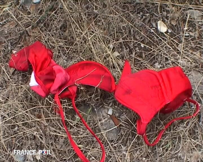 Rue Chaude: Krásná zralá žena se blíží k orgasmu pod sodomií!