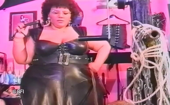 Hardcore slave sex: Horig -gnada 2